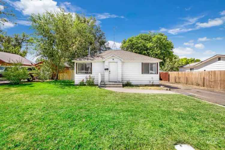 Single-family house For Sale in 405, Jefferson Street, Twin Falls, Idaho