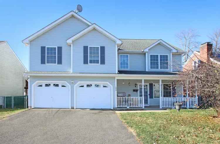 Single-family house For Sale in 1056, Highland Avenue, Waterbury, Connecticut