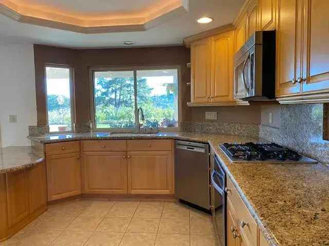 Vineland Hills Home for Rent - Executive Home with Views