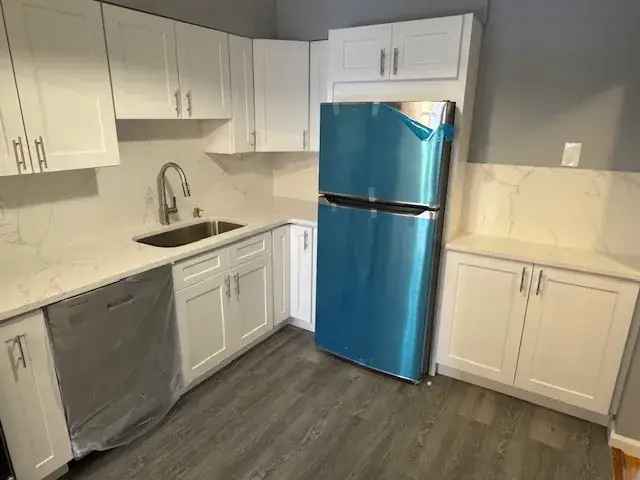 2 Bedroom 2 Bathroom Apartment Near Public Transportation