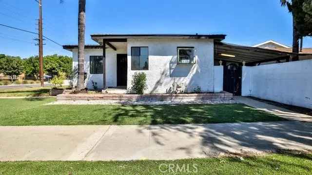 Single-family house For Sale in 520, South Lemon Street, Fullerton, California