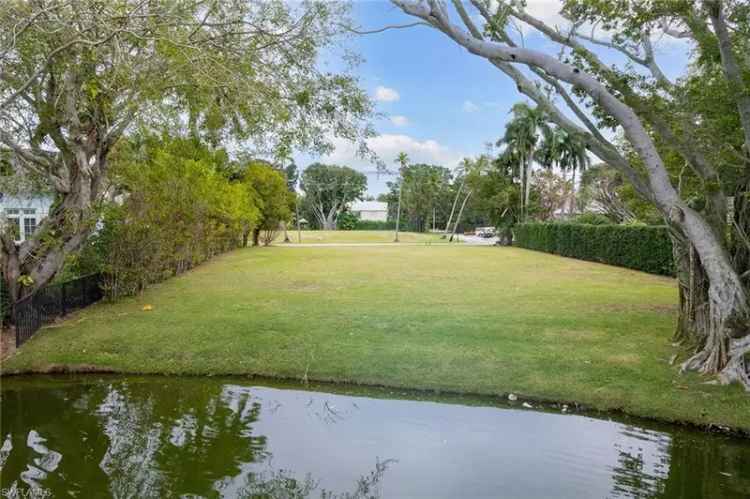 Land For Sale in Naples, Florida