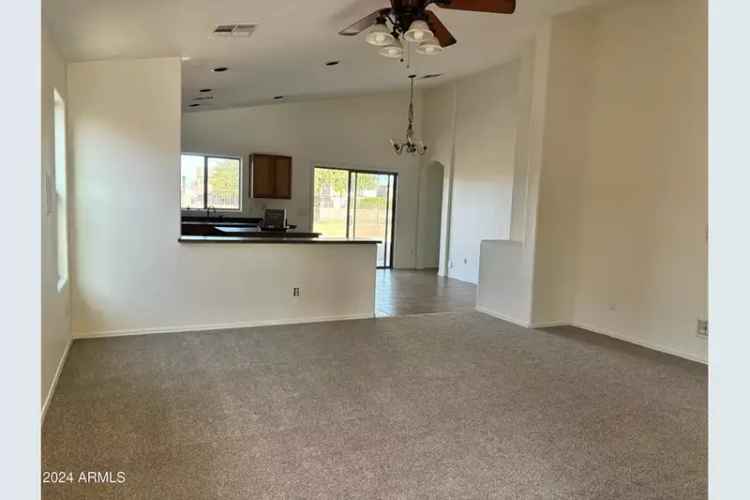 Single-family house For Sale in 22210, East Via del Rancho, Queen Creek, Arizona