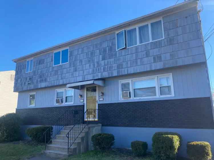 Multi-family house For Sale in 291, Peck Avenue, West Haven, Connecticut