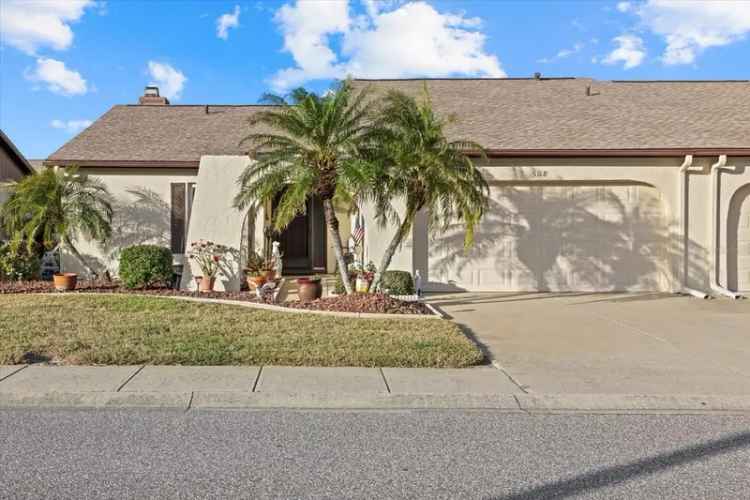 Single-family house For Sale in 508, Foxwood Boulevard, Englewood, Florida