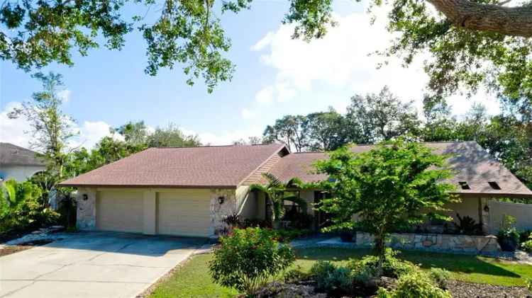 Single-family house For Sale in 1221, 89th Street Northwest, Bradenton, Florida