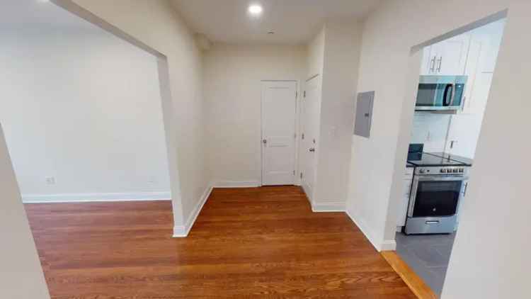 Apartment Unit for Rent - Newly Renovated with Deck