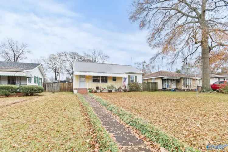 Single-family house For Sale in Decatur, Alabama