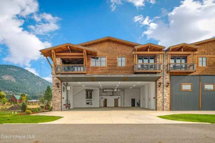 Single-family house For Sale in 1208, Spitfire Street, Sandpoint, Idaho