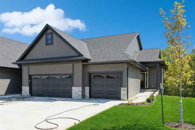 Condo For Sale in Solon, Iowa