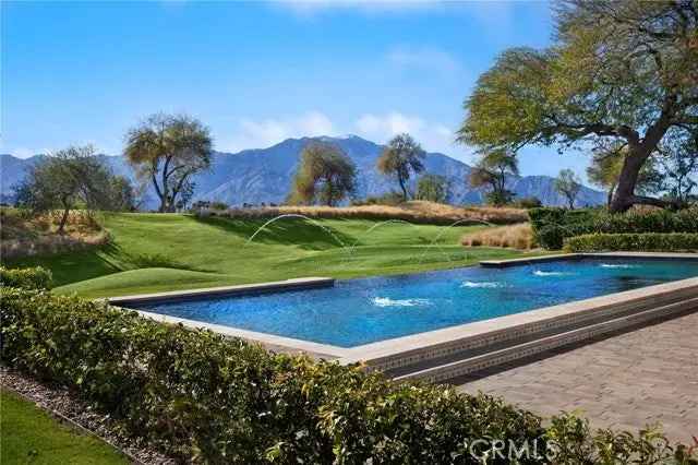 Single-family house For Sale in 200, Loch Lomond Road, Rancho Mirage, California