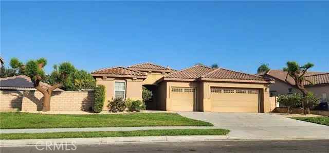 Single-family house For Sale in Hemet, California