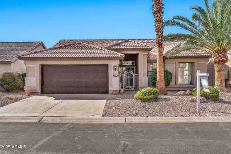 Single-family house For Sale in 15653, West Monterey Way, Goodyear, Arizona