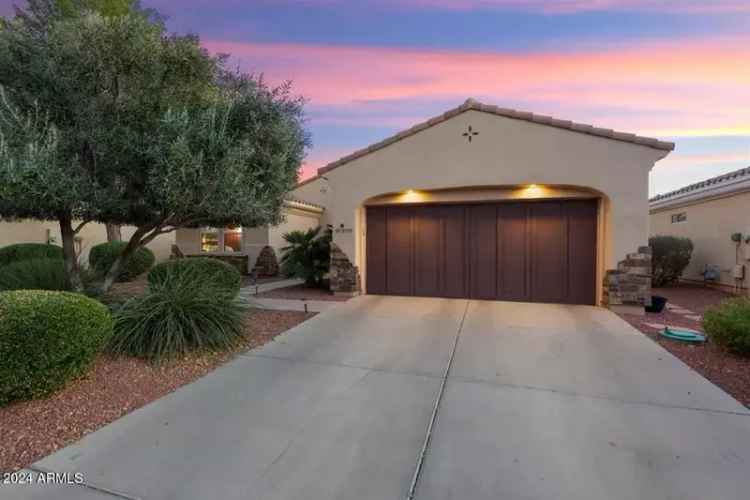 Single-family house For Sale in 12737, West Junipero Drive, Sun City West, Arizona