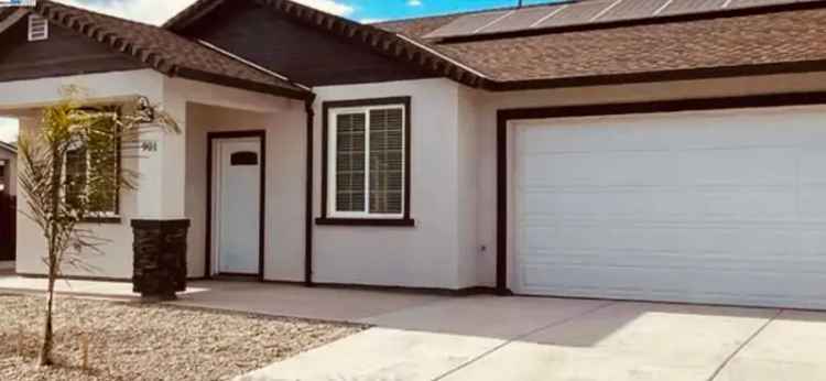 Single-family house For Sale in Sacramento, California