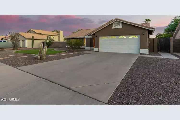 Single-family house For Sale in 441, East Saratoga Street, Gilbert, Arizona