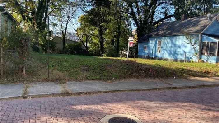 Single-family house For Sale in 133, Haygood Avenue Southeast, Atlanta, Georgia