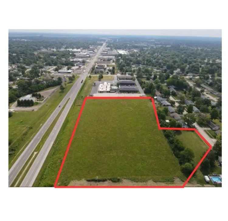 Land For Sale in 126, E Street, Charleston, Illinois