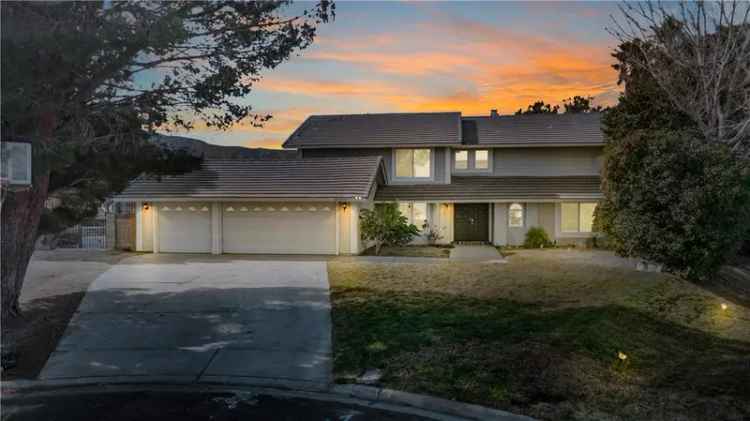 Single-family house For Sale in 6354, Theodore Court, Palmdale, California