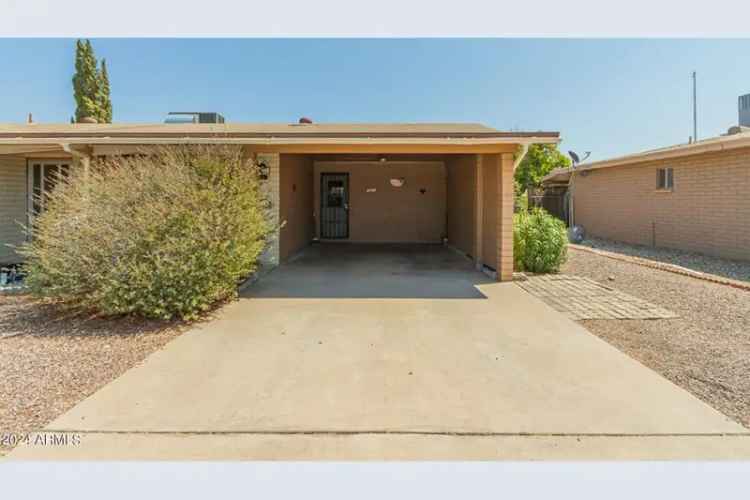 Single-family house For Sale in 1161, South Ocotillo Drive, Apache Junction, Arizona