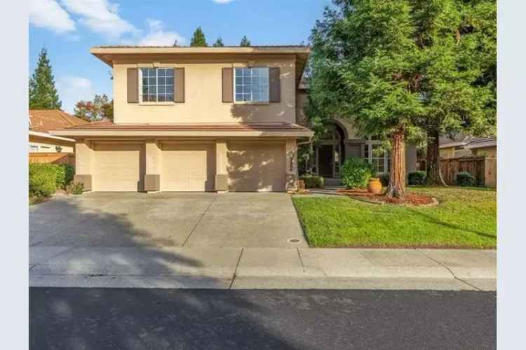 Single-family house For Sale in 2904, Barret Drive, Roseville, California