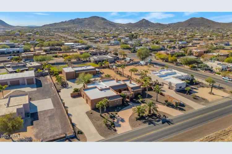 Single-family house For Sale in Phoenix, Arizona