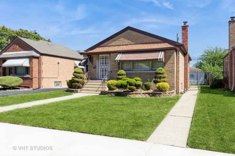 Single-family house For Sale in 10609, South Green Street, Chicago, Illinois