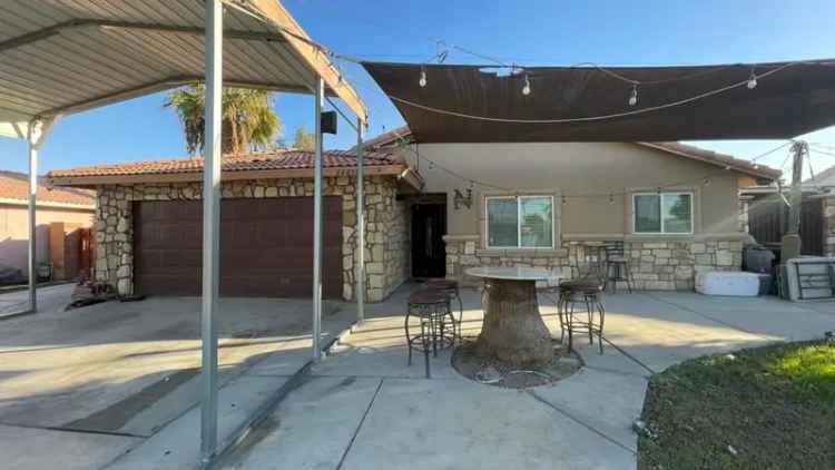 Single-family house For Sale in 84853, Calle Verde, Coachella, California