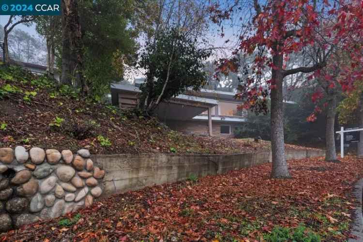 Single-family house For Sale in Riverside, California