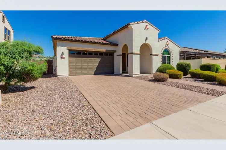 Single-family house For Sale in 4142, East Zion Place, Chandler, Arizona