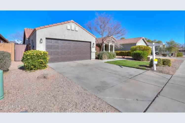 Single-family house For Sale in 36224, West Picasso Street, Maricopa, Arizona