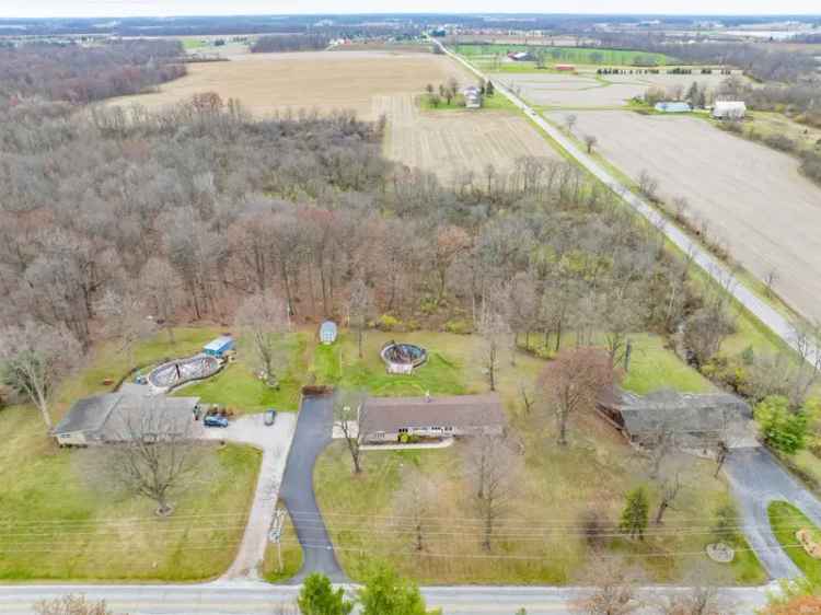 Single-family house For Sale in 8530, Seiler Road, New Haven, Indiana