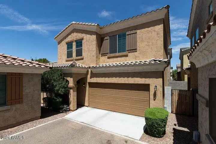 Single-family house For Sale in 1684, South Desert View Place, Apache Junction, Arizona