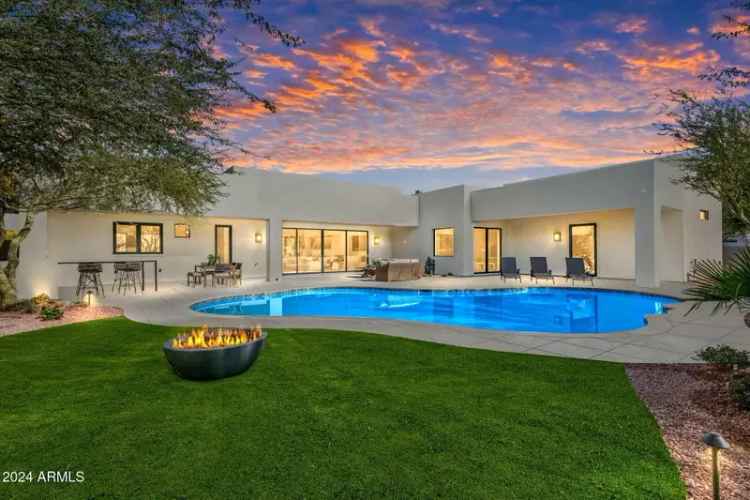 Single-family house For Sale in Paradise Valley, Arizona