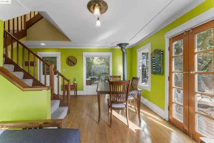 Multi-family house For Sale in 1724, La Vereda Road, Berkeley, California