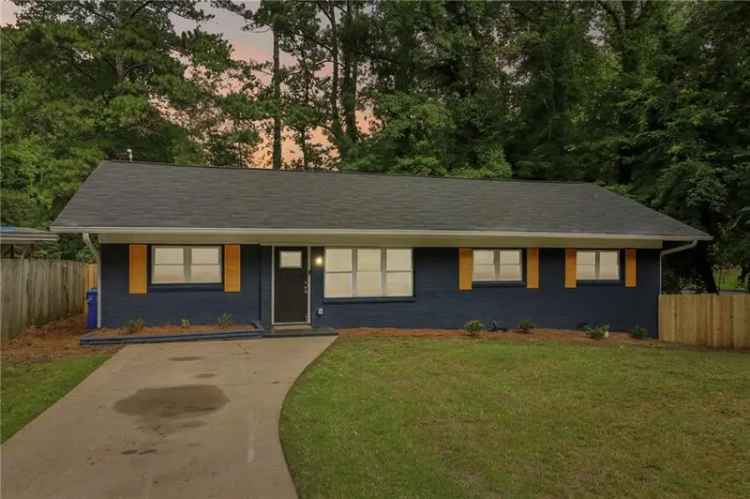 Single-family house For Sale in 2256, Barge Road Southwest, Atlanta, Georgia