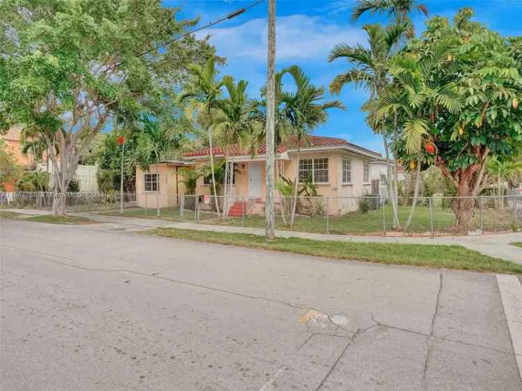 House For Sale in 1121, Southwest 36th Avenue, Miami, Florida