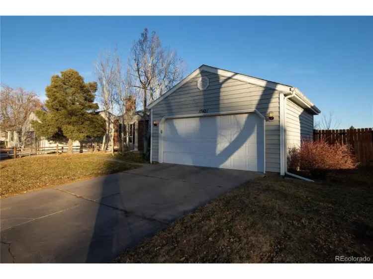 Single-family house For Sale in 17421, East Progress Drive, Centennial, Colorado