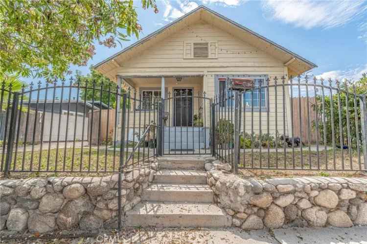 Single-family house For Sale in Los Angeles, California