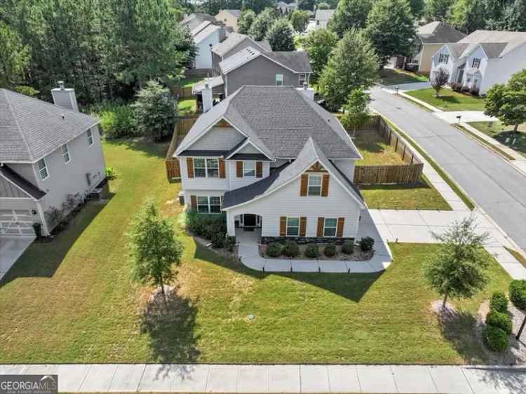 Single-family house For Sale in 3, South York Drive, Newnan, Georgia