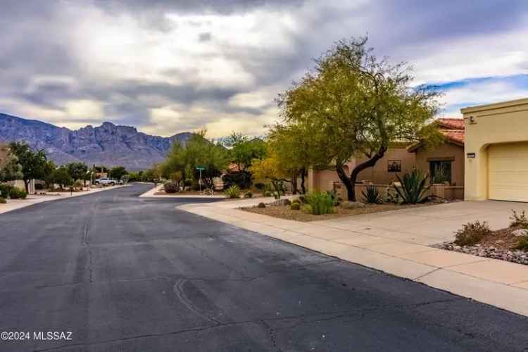 Single-family house For Sale in 14021, North Desert Butte Drive, Oro Valley, Arizona