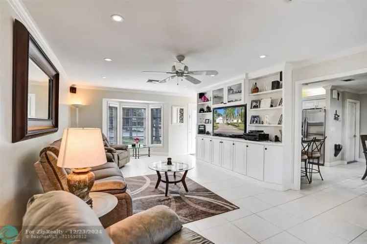 House For Sale in 1243, Gondola Lane, Boynton Beach, Florida