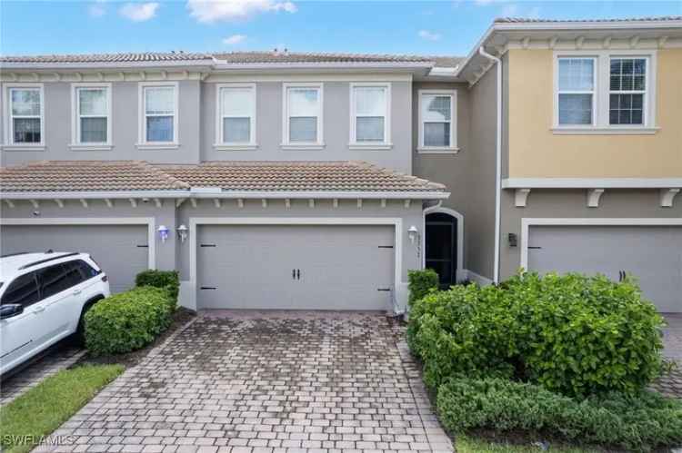 House For Sale in Fort Myers, Florida