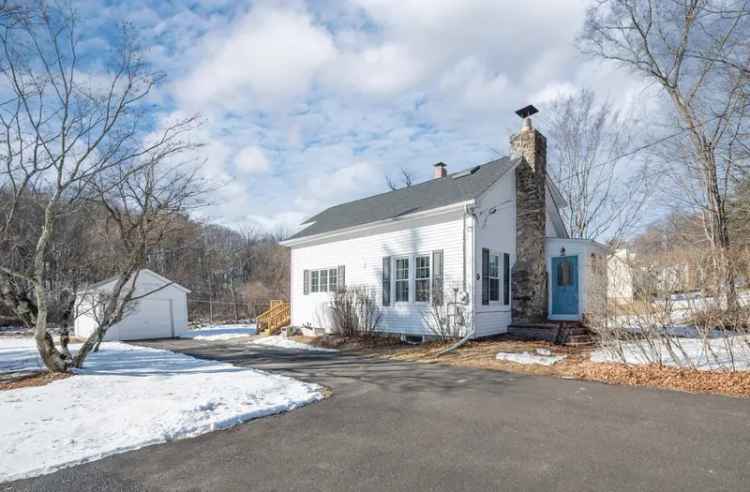 Single-family house For Sale in 22, Filmore Avenue, Danbury, Connecticut