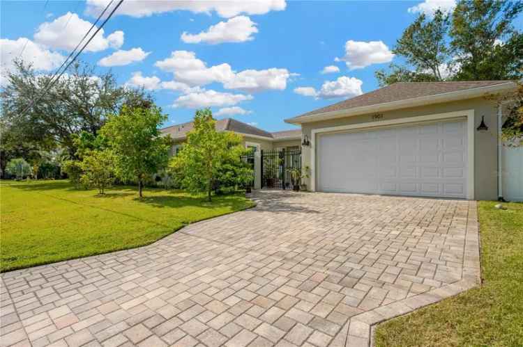 Single-family house For Sale in 1901, 25th Avenue North, Saint Petersburg, Florida