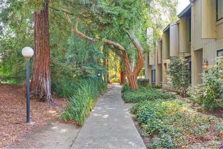 Condo For Sale in 13, Colby Court, Sacramento, California