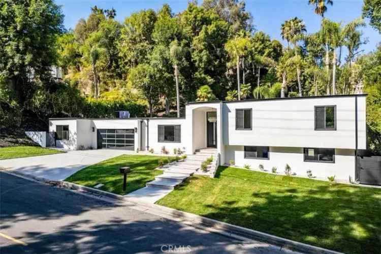 Single-family house For Sale in 5155, Del Moreno Drive, Los Angeles, California