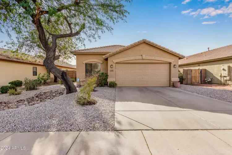 Single-family house For Sale in 12549, West Woodland Avenue, Avondale, Arizona