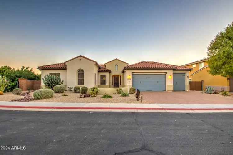 Single-family house For Sale in 3753, East Ellis Street, Mesa, Arizona