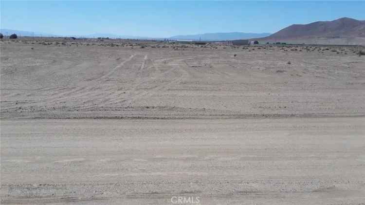 Land For Sale in Rosamond, California